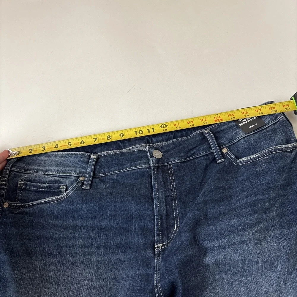 Silver Jeans Co Suki Bermuda Women's Blue Denim Shorts Size 18 New - Picture 9 of 14